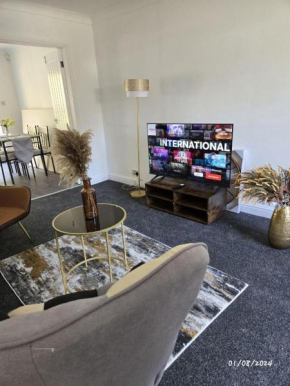 Manchester Blissful Retreat - 3-Bedroom House